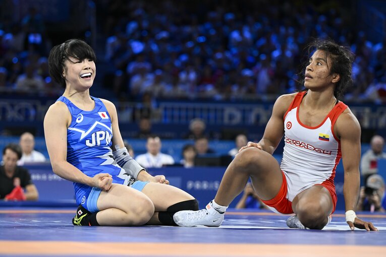 レスリング女子53kg決勝、藤波朱理vs.ルシアジャミレス・ジェペスグスマン　©Asami Enomoto/JMPA