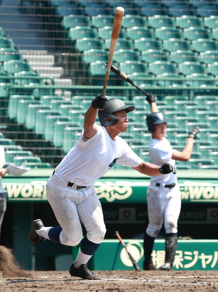 寺本聖一（外野手・広島商・170cm78kg・右投左打）