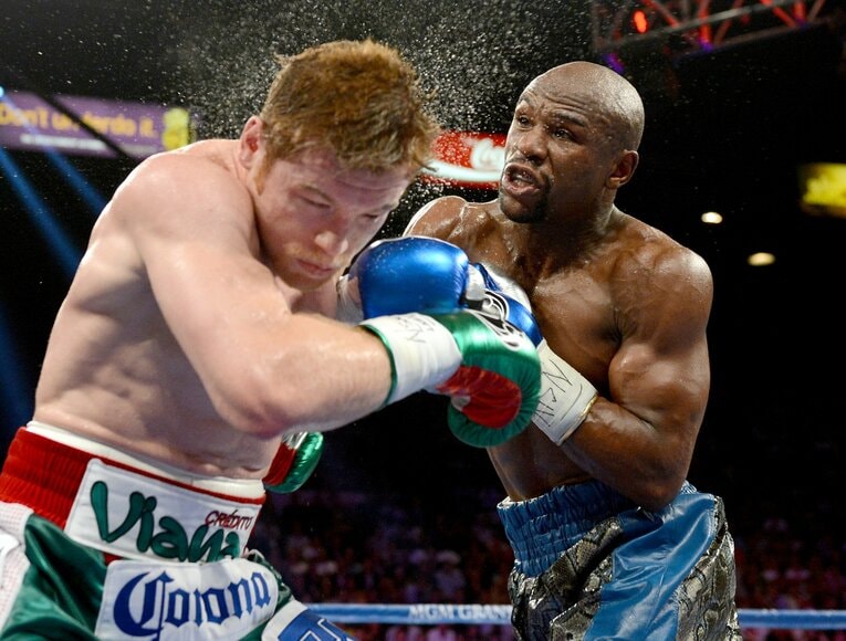 2013年9月、のちにPFP1位となるカネロ・アルバレス（メキシコ）に完勝　©Naoki Fukuda