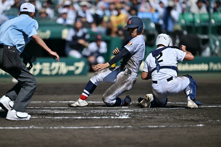 6回表に反撃を見せた横浜　©Hideki Sugiyama