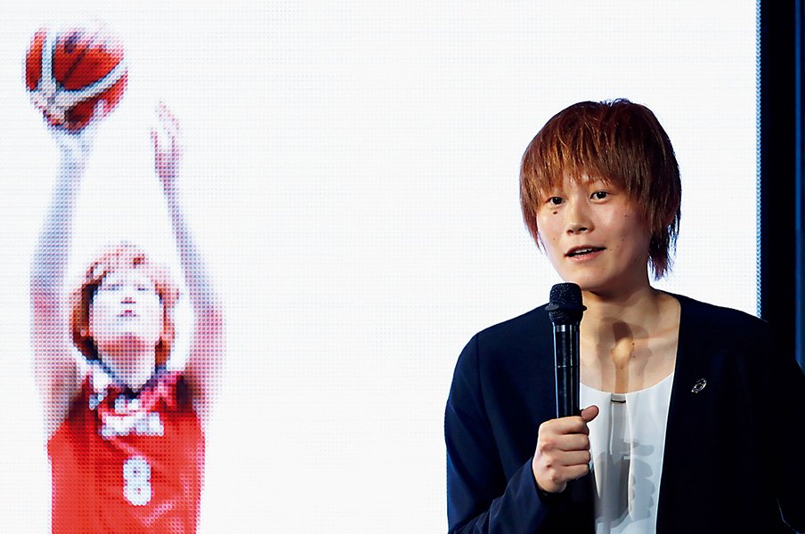 女子バスケ高田真希の一念発起 二足のわらじ は夢への原動力 バスケットボール日本代表 Number Web ナンバー 女子バスケ高田真希の一念発起 二足のわらじ は夢への原動力 バスケットボール日本代表 Number Web ナンバー
