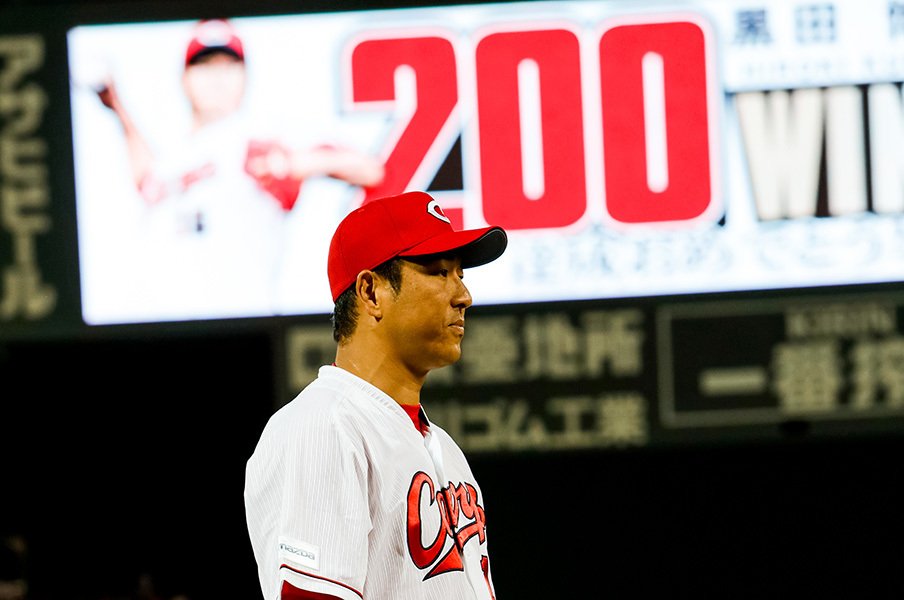 2000安打より200勝が難しすぎ!エース級のMLB流出で絶滅の危機。<Number Web> photograph by Kiichi Matsumoto