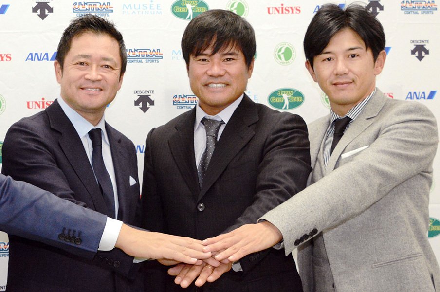新選手会長に宮里優作が就いた意味。男子ゴルフ界、逆襲は「現場」から?<Number Web> photograph by Kyodo News