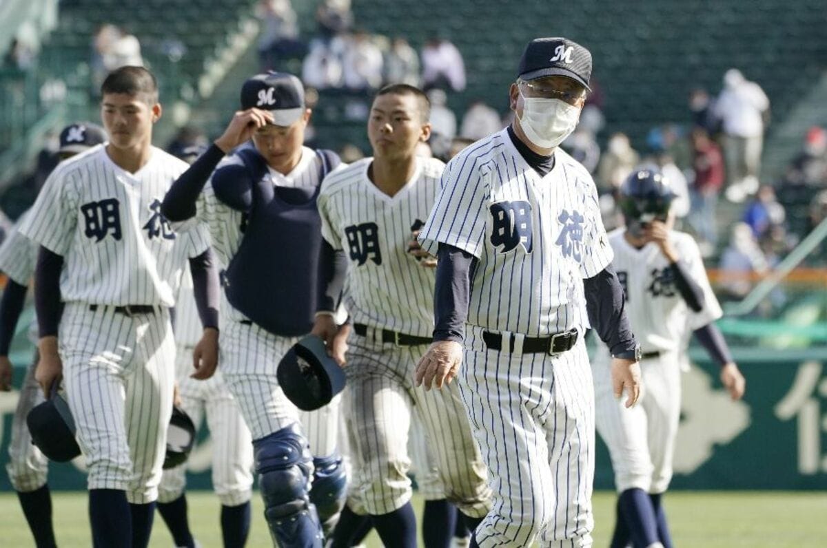 センバツ 初戦は負けない 明徳義塾 馬淵神話 はなぜ崩れた 苦言も あれは明徳の守備とは言えない 高校野球 Number Web ナンバー