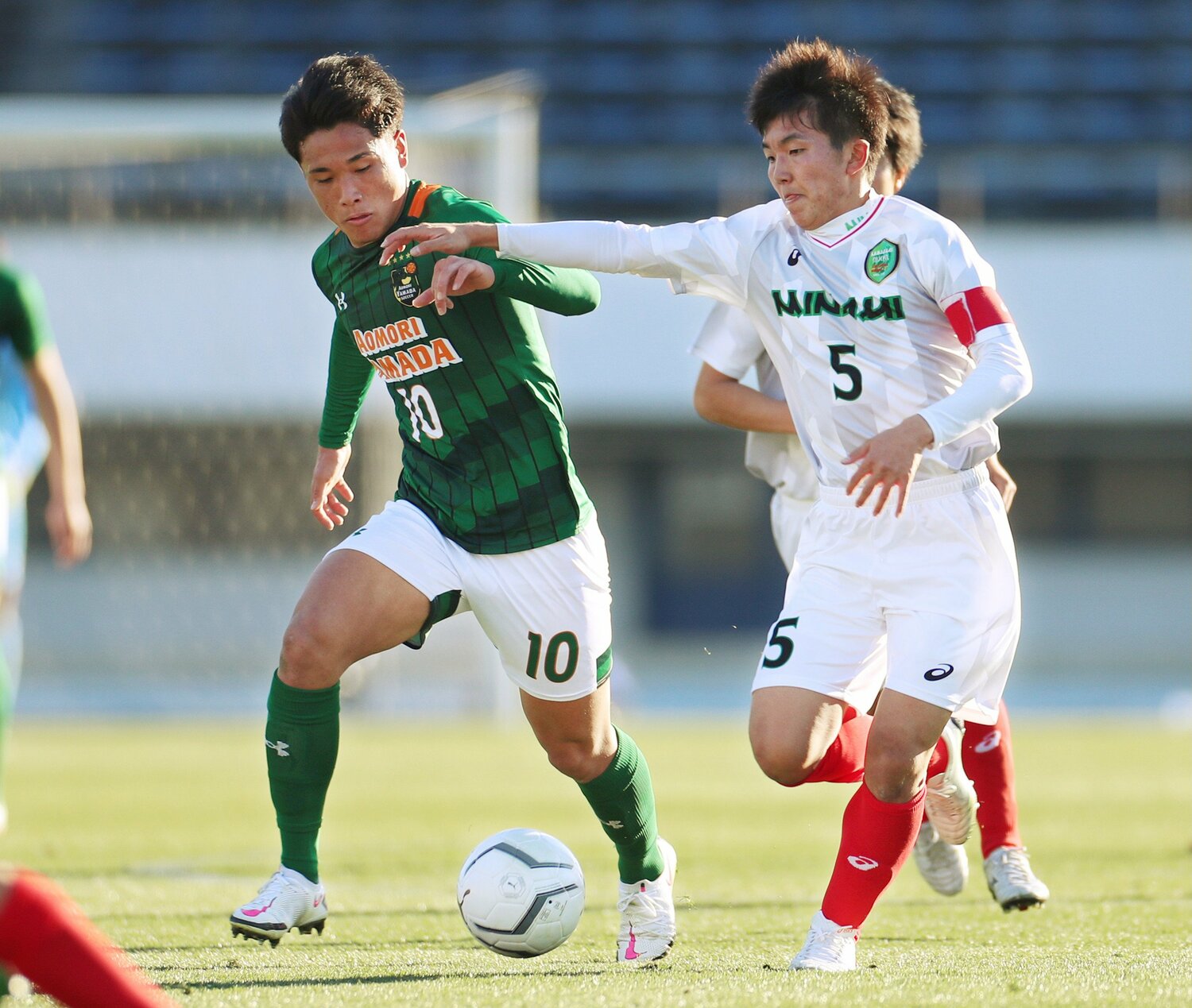 広島皆実は2020年度の選手権でも青森山田と対戦している　©JIJI PRESS