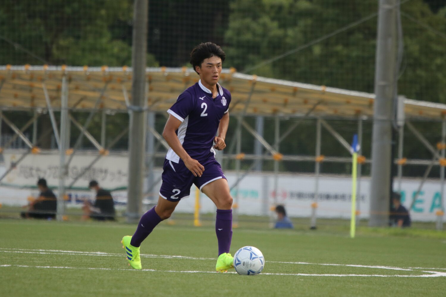 鹿島内定を発表している4年DF常本圭吾。マリノスユース時代は昇格できず、4年間で力をつけてプロ入りを実現した　©︎Takahito Ando