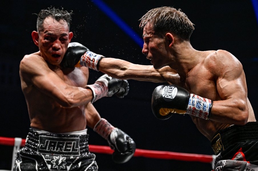 「大丈夫と思わせてエグいパンチを…」堤聖也が語った43歳ドネアの“恐ろしさ”「中盤に鼻は折れていた」なぜ挽回できたのか？ 激しすぎた防衛戦ウラ側＜Number Web＞ photograph by Hiroaki Finito Yamaguchi