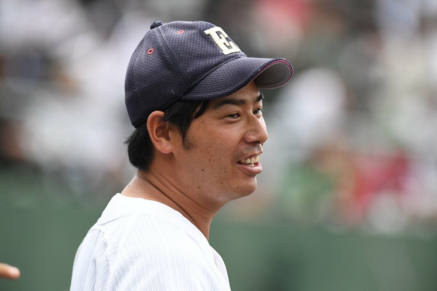 英数学館の黒田監督。今春、英数学館を創部初の広島王者に導いた ©Kota Inoue