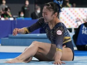 女子体操界で続く“深刻な怪我”のナゼ？ 全日本選手権で14歳と20歳が棄権に「偶然という言葉で済ますのは…」背景に技の難化、選考のプレッシャー