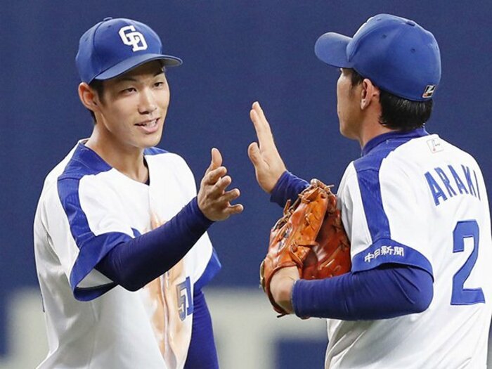 中日・京田陽太は存在が“スーパー”。痩せて見えた秋もプロ生活の第一歩。<Number Web> photograph by Kyodo News