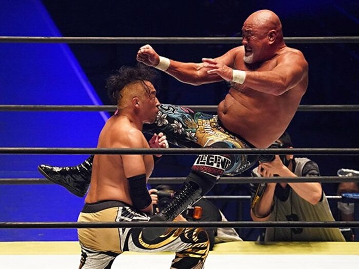 王座陥落でも…武藤敬司が“禁断のムーンサルト”の封印を解いたワケ「オレにはオレのノアより長い歴史がある」<Number Web> photograph by Essei Hara