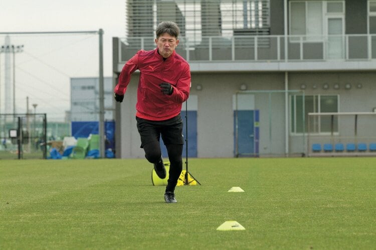 俺を使う監督が一番大変だと思うよ」55歳三浦知良が兄ヤスへ伝えたこと