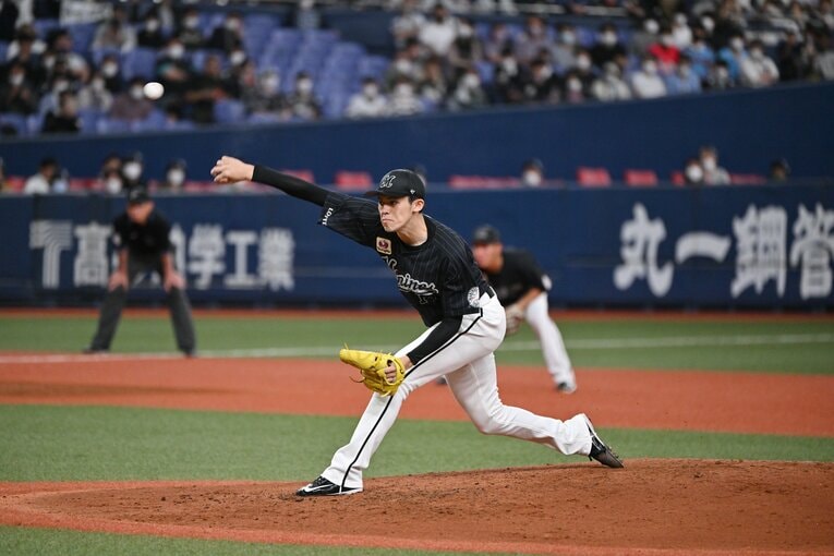 ロッテ時代の佐々木　©Hideki Sugiyama