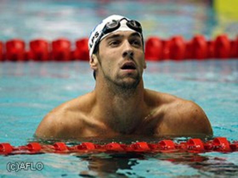 Michael Phelps
1985年6月30日、ボルチモア生まれ。15歳でシドニー五輪に初出場し、200mバタフライで5位入賞。'01年3月に同種目の世界記録を更新して以来、最速の座に君臨。現在ほかに、100mバタフライ、400m個人メドレーの世界記録を保持。193cm、84kg。