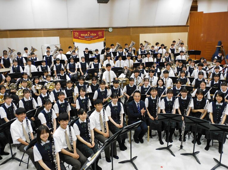一部のメンバーだけでなく、可能な限り部員全員で活動するのが大阪桐蔭吹奏楽部の特徴だ　©︎Haruka Sato