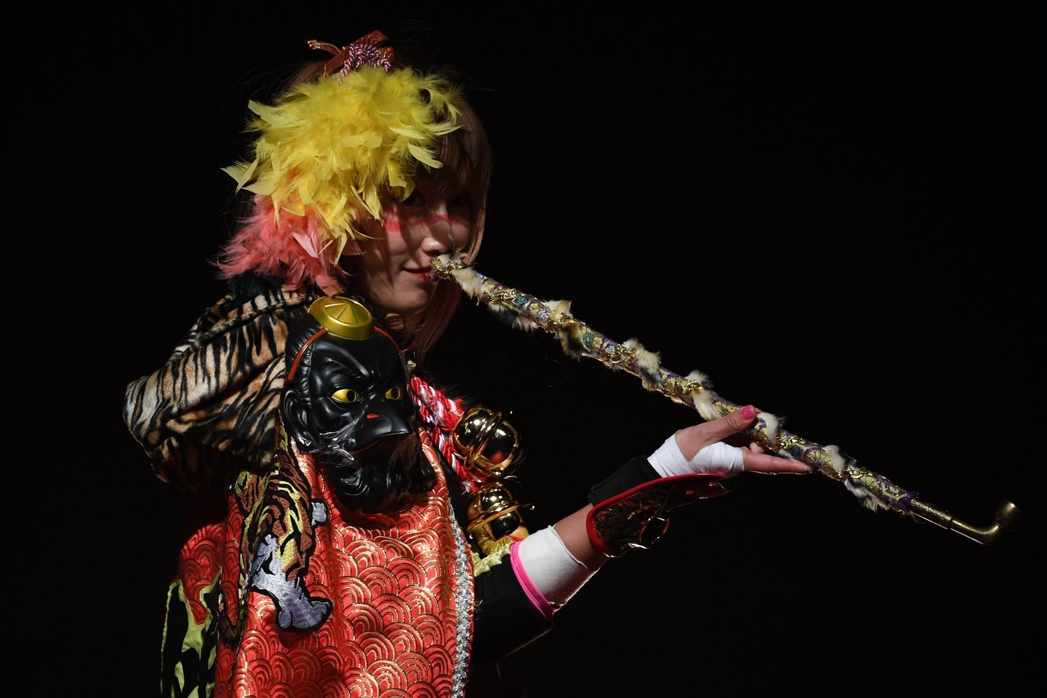 華やかな入場コスチュームが選手の魅力をより引き立てる ウナギ・サヤカ