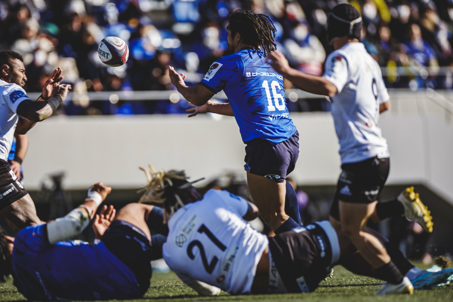 パスやキックの精度も高い堀江　©︎Kiichi Matsumoto