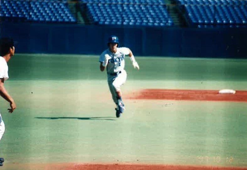 東大野球部時代の佐藤隆史さん