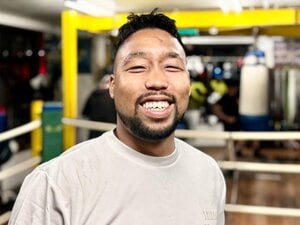 「後の世界王者に勝利、一時は世界7位に」“天才二世ボクサー”と呼ばれた内藤律樹34歳は今…「生き残りをかけた戦い」オーストラリアでの挑戦に密着