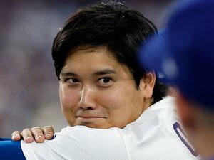 テレビに映らないドジャース裏話「打率.056」でも大谷翔平が何より喜んだのは…「英語、分からないので」“大谷先輩譲り”な佐々木朗希の強心臓