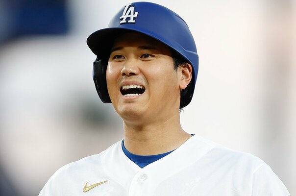 「ムネ、打ちました？」大谷翔平の声に報道陣ざわつき…ロハスとテオは「64万円高級時計ギフトに感激」“テレビに映らない”ドジャース舞台裏