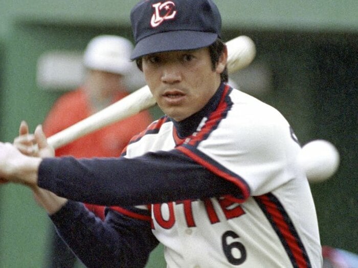 「お前、オチと仲悪いんか?」落合博満と“不仲説”ミスター・ロッテもホメた…天才・落合の最も美しい1年「サードから見ても恐怖だった」<Number Web> photograph by KYODO