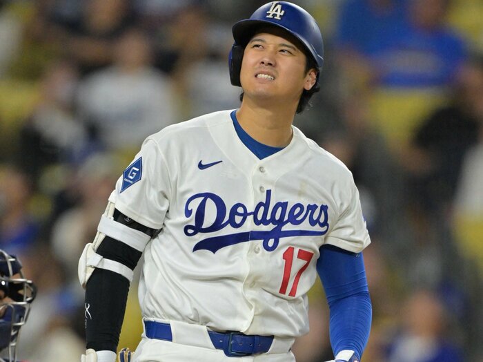 大谷翔平への“二刀流懐疑論”に米国記者のホンネ「日本ではどう報道されたか分かんないけど…」ドジャース番記者が見た、大谷の“静かな度胸”＜Number Web＞ photograph by JIJI PRESS