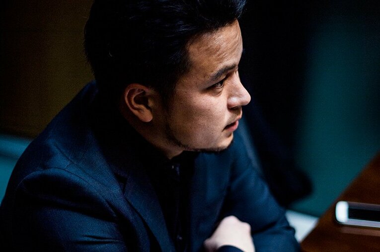 中学時代は大阪選抜に選ばれ、名門・帝京高校へ進み、アルゼンチン3部でプロとしてプレーした経歴も持つ。右膝故障で22歳で引退した。 ／ photograph by Atsushi Kondo