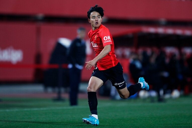 “クボが噛み合わない縦関係”に名手も同情？ 納得できない久保建英の表情、36歳ダビド・シルバの魔術〈撮影者の視点〉(11)