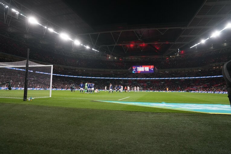 試合終了直後のウェンブリー　©Masashi Hara