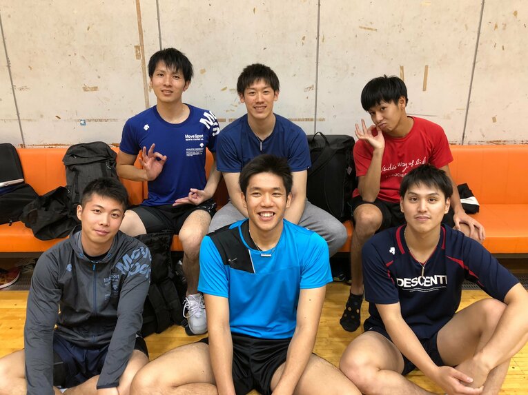 中央大メンバーと（写真/武智選手提供）