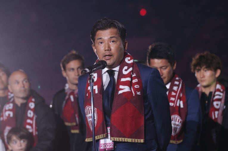 2016年、45歳で現役引退。東京ヴェルディの監督を経て、2022年から神戸でSDを務める永井秀樹（53歳） ／ photograph by J.LEAGUE