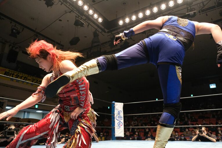 「タイガー・クイーンの涙を見た」佐山聡考案の“新技”で勝利も…彩羽匠戦で崩れかけた女性版タイガーマスクの“謎”(43)