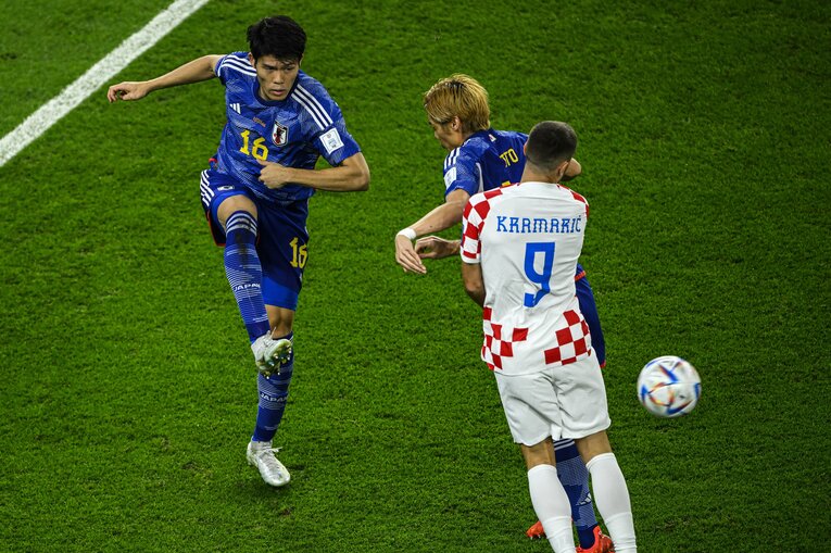 クロアチア戦は先制したものの、パスをつなぎきれない局面も続いた　©Takuya Sugiyama/JMPA