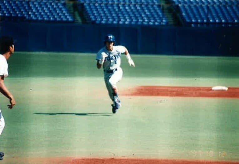 東大野球部時代の佐藤隆史さん