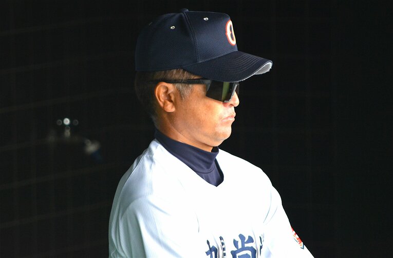 沖縄尚学の比嘉公也監督　©Takarin Matsunaga