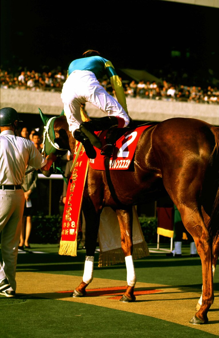 サイレンススズカ（1998年毎日王冠）　©Sports Graphic Number