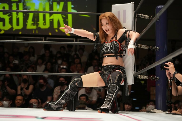 中野たむにロックオンした鈴季すず