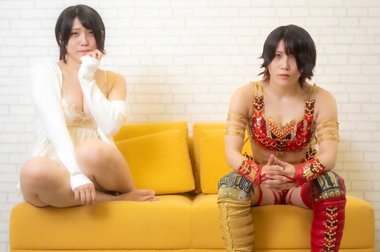 スターダムの林下詩美と、話題の別人格・中野ぅたみによる特別グラビアインタビュー ／ photograph by Takuya Sugiyama