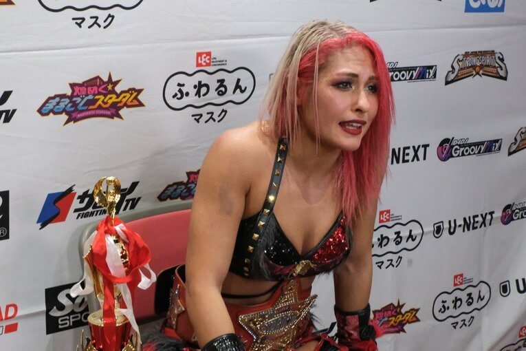 「ジュリアvs鈴季すず」はなぜ“最高に映える”タイトルマッチだったのか？ 試合直後の“姉妹”が明かしたそれぞれの「25分4秒」(104)