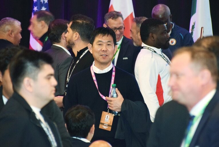 ターンオーバーも考慮に入れながらチーム作りを進める森保監督　©JIJI PRESS