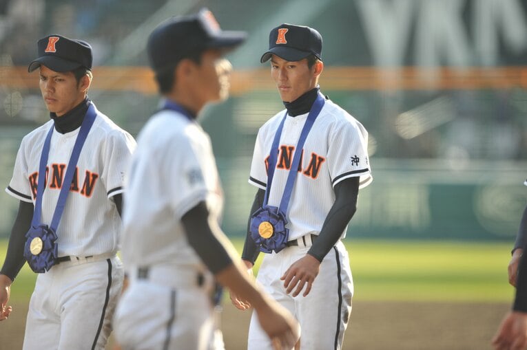 興南のエースとして2010年春の選抜を制した島袋洋奨　©Hideki Sugiyama