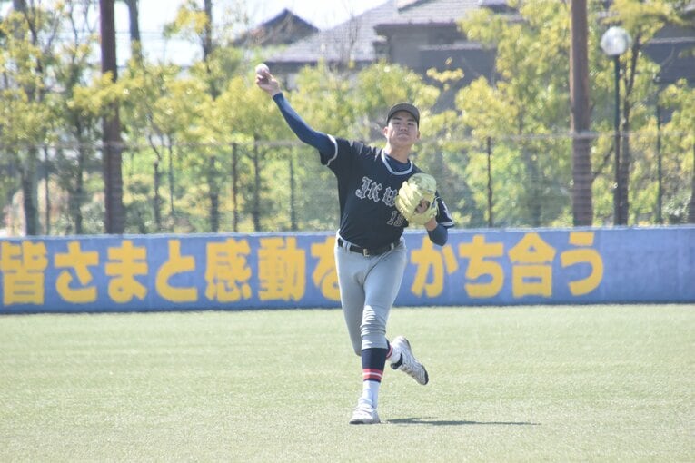 ナゾの193cm右腕…現地で見た山口廉王（1／5枚）　©Takahiro Kikuchi