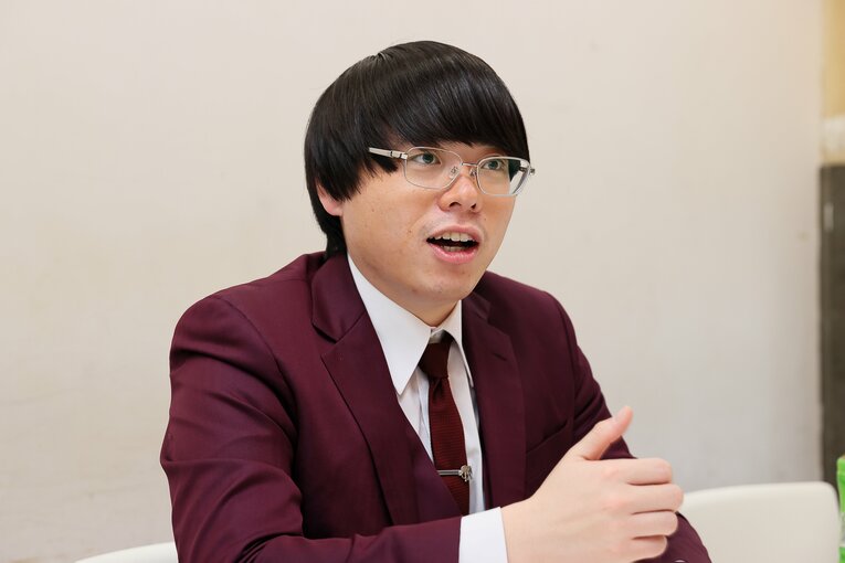 こちらがせめる。