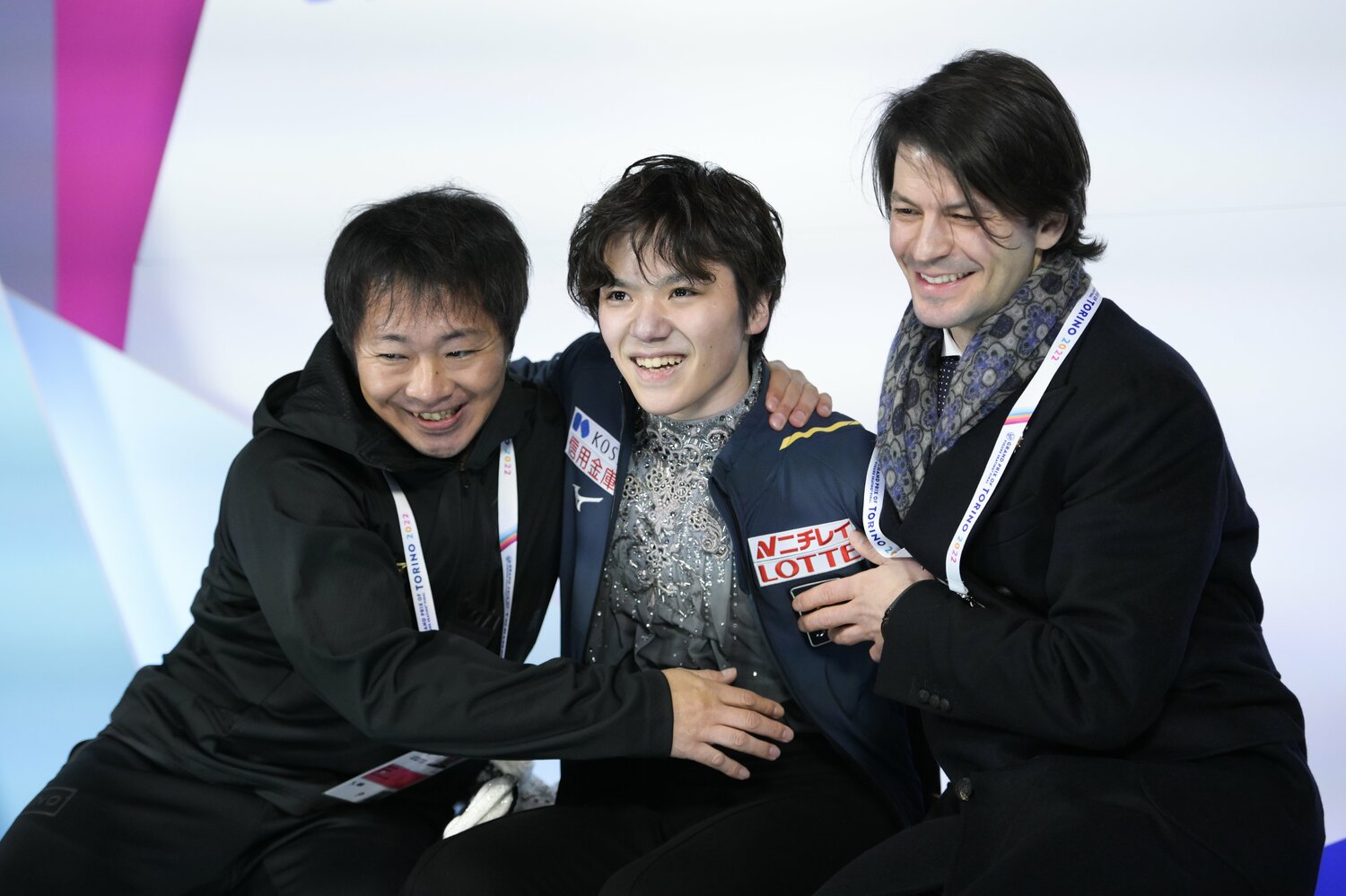 昌磨のマジックを見せて 世界王者 宇野昌磨を奮起させたランビエル コーチの激励 300点超えに スーパーエキサイティング 3 4 フィギュアスケート Number Web ナンバー