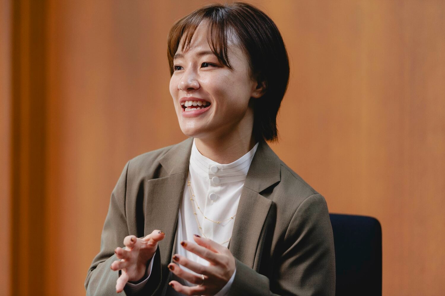 結婚生活について語ってくれた登坂さん ©︎Wataru Sato