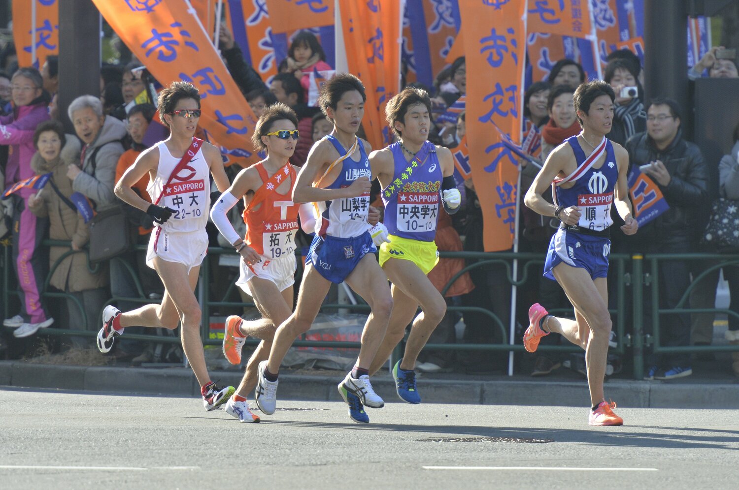 1年の留年を経た山梨学大4年時には箱根駅伝の10区を走った。エノック・オムワンバの途中棄権があり、参考記録に　©︎JIJI PRESS