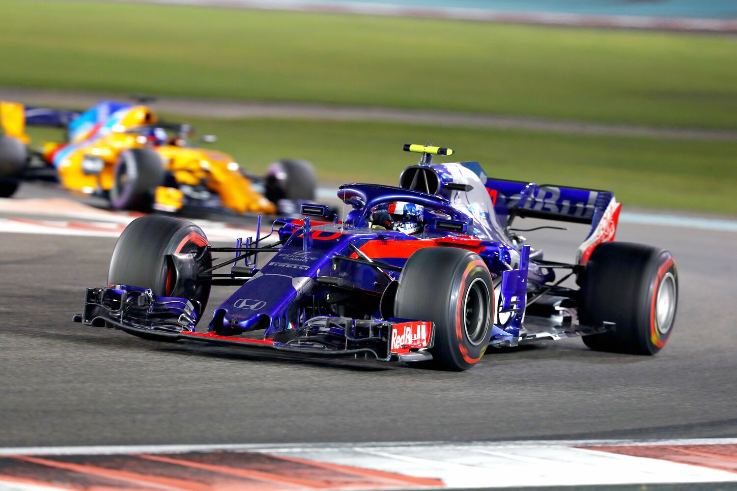 ホンダと組んで1年目、2018年のトロロッソのマシン。ドライバーはピエール・ガスリーで、最高位は4位だった　©Getty Images