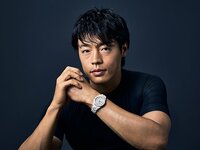 羽根田卓也とCHANEL J12、響き合うフィロソフィー。