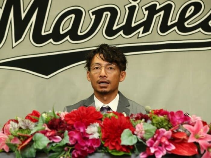 《引退》鳥谷敬「怒るという感情は一番、無駄だよね」「始まりと終わりはセット」元阪神番記者のロッテ広報が明かす“18年間貫いた信念”<Number Web> photograph by Chiba Lotte Marines